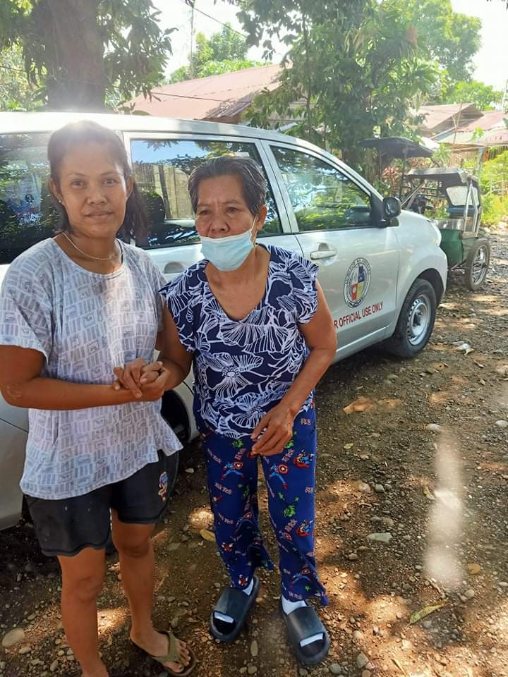 Bale Pusu resident reunites with daughter after 26 years - Central ...