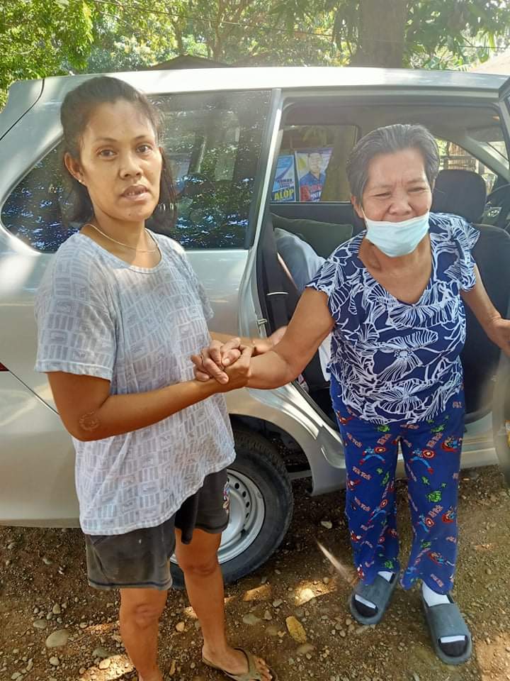 Bale Pusu resident reunites with daughter after 26 years - Central ...